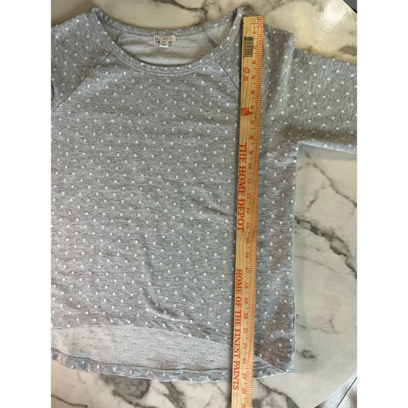 3/$27 Gap Crewneck Sweatshirt in Gray, White Polka Dots, Medium - Picture 10 of 11